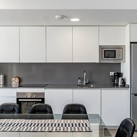 Апартаменты Big Modern 3 Bedroom Эстепона